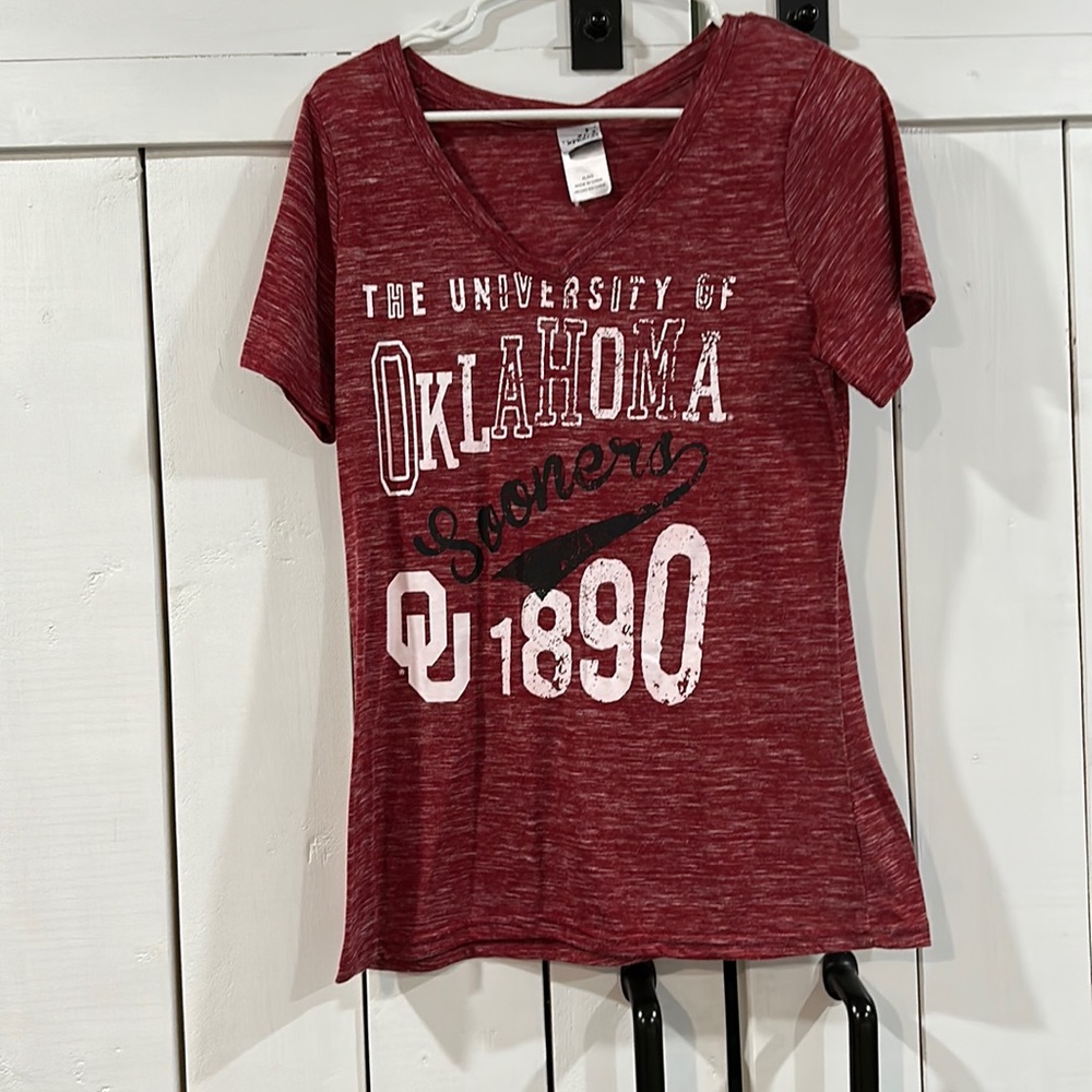 OU Red T-shirt, very gently worn, XL